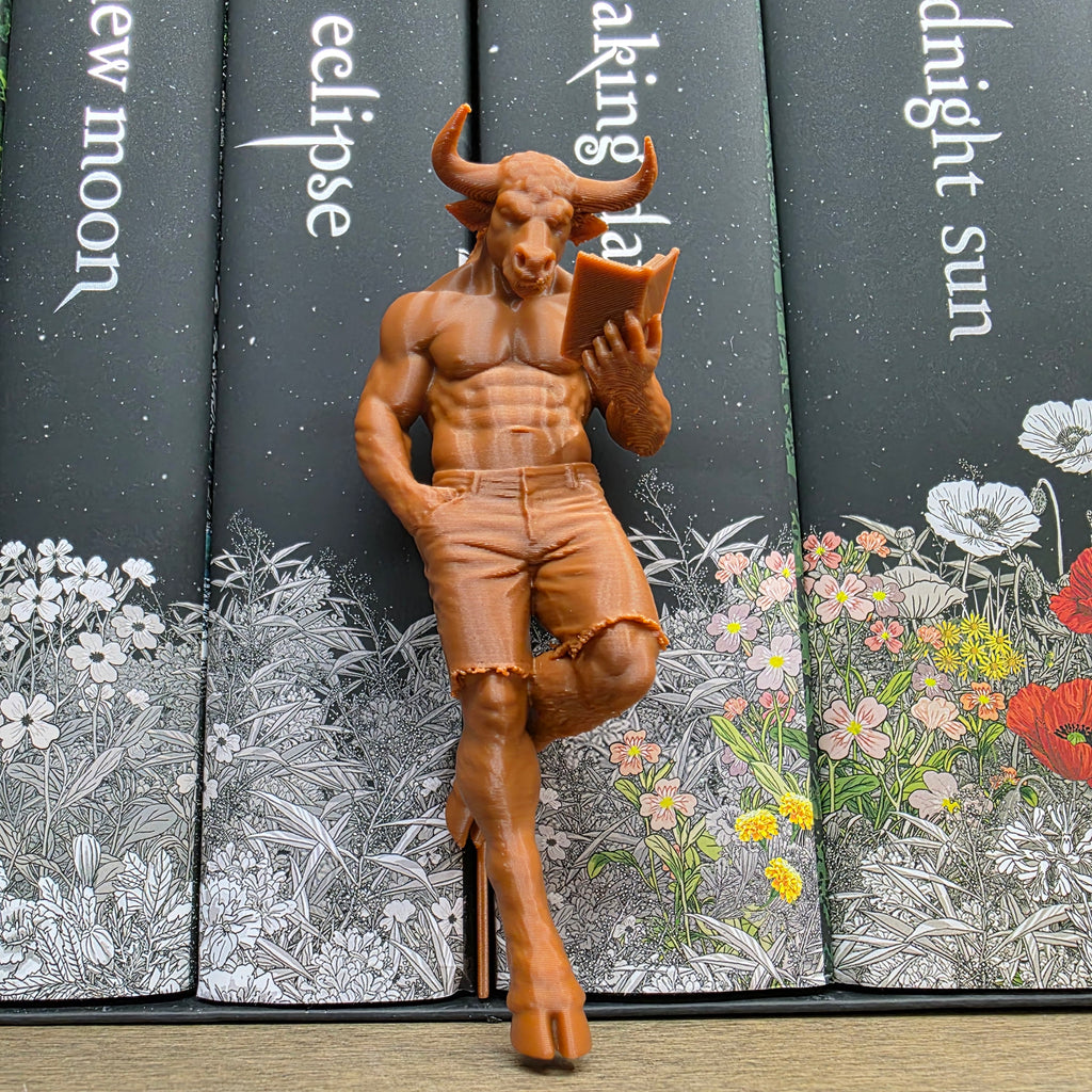 Minotaur Shelf Fella